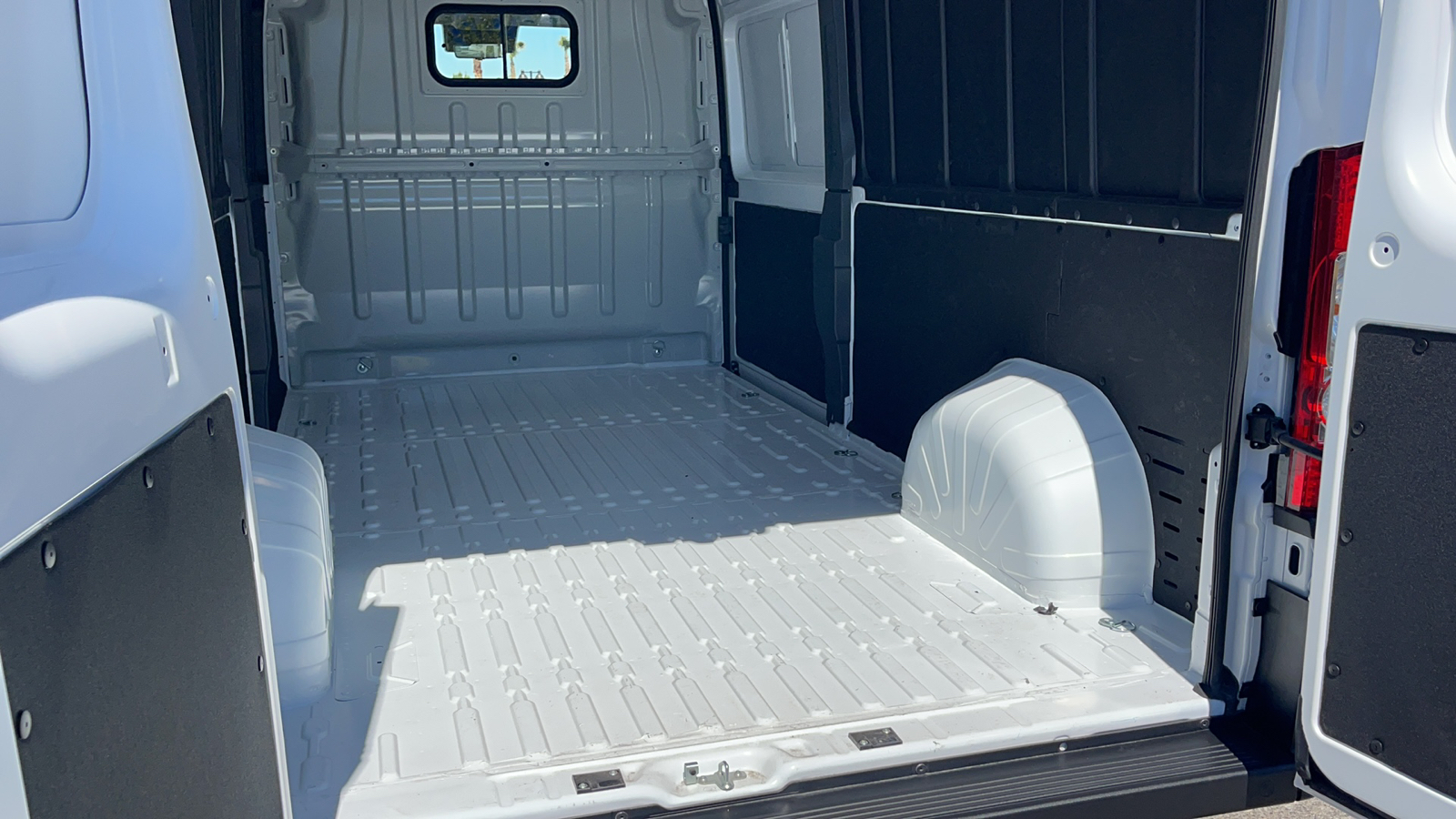 2024 Ram ProMaster 2500 High Roof 13