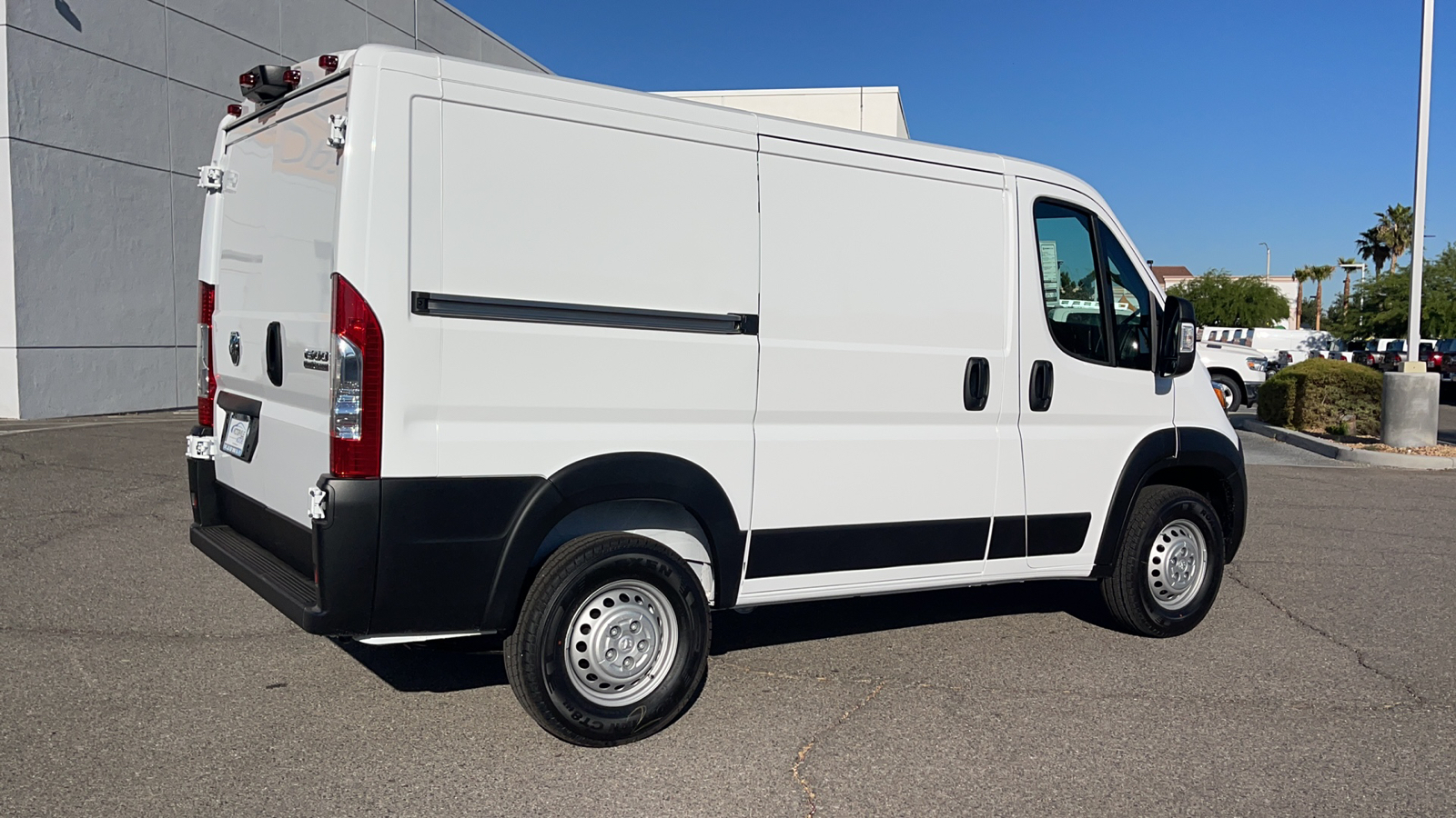 2024 Ram ProMaster 1500 Low Roof 3