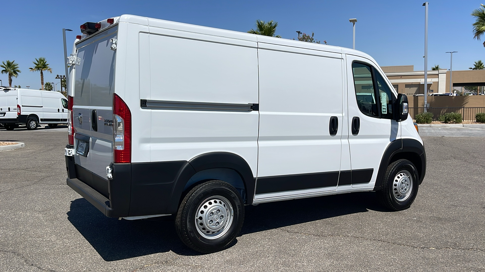 2024 Ram ProMaster 1500 Low Roof 3