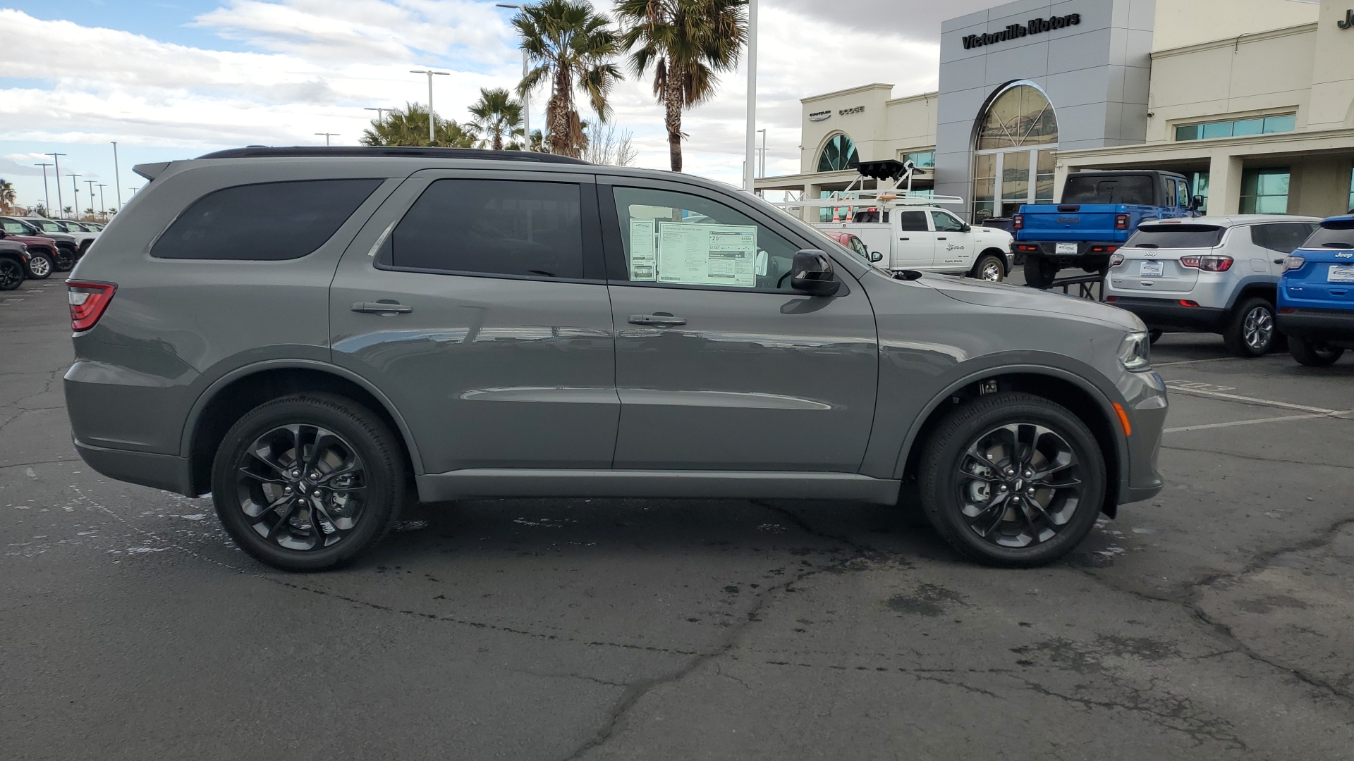 2025 Dodge Durango GT 2