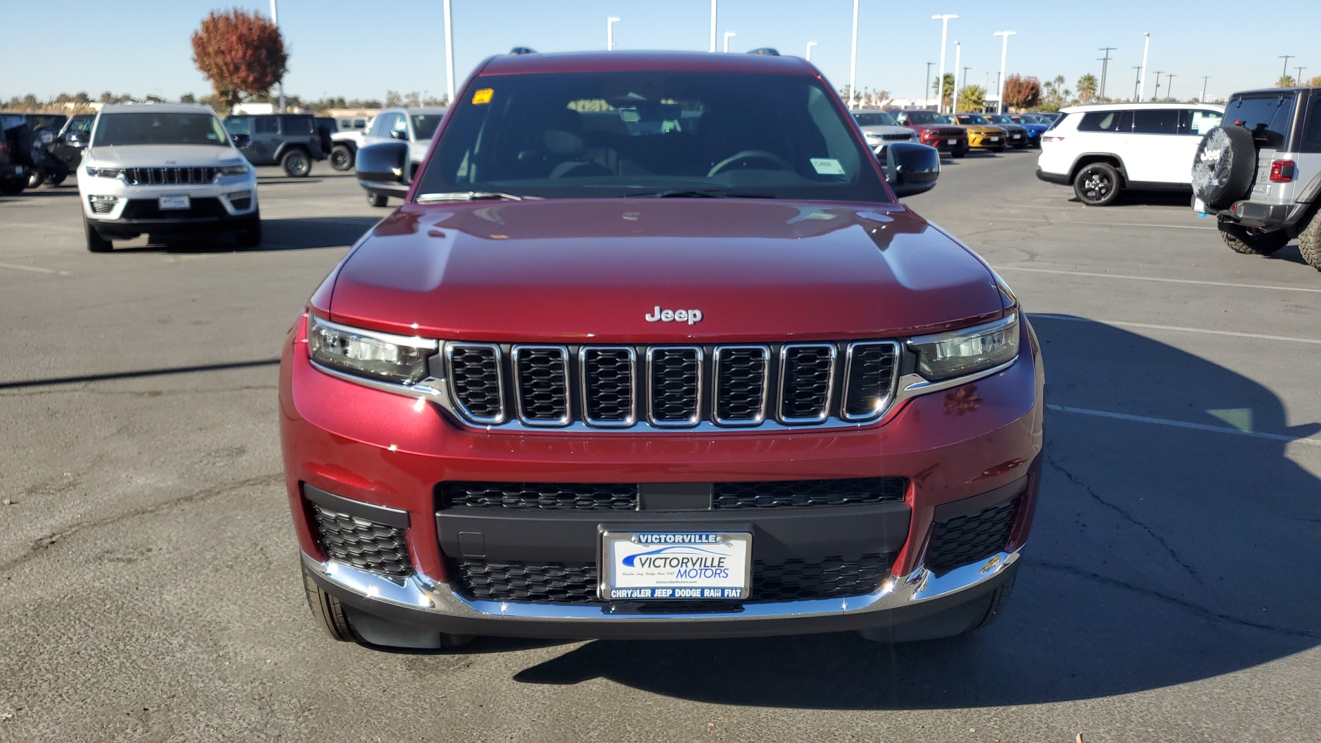 2025 Jeep Grand Cherokee L Laredo 8