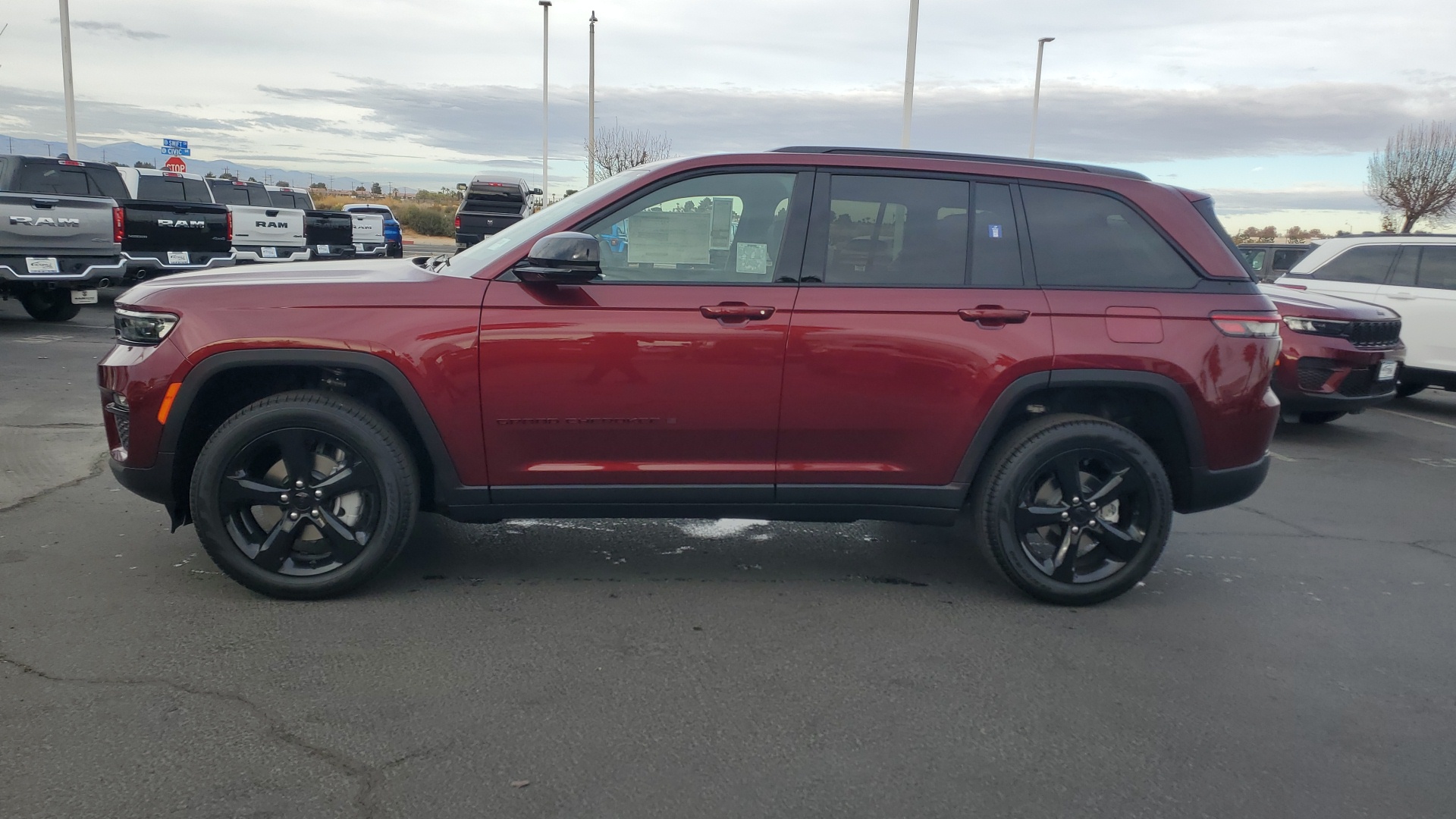 2025 Jeep Grand Cherokee Limited 6