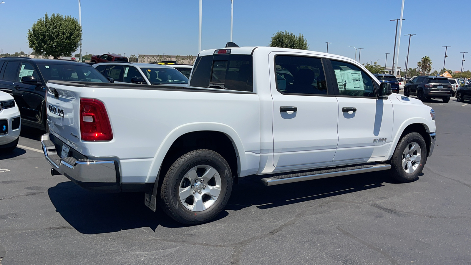 2025 Ram 1500 Big Horn/Lone Star 3