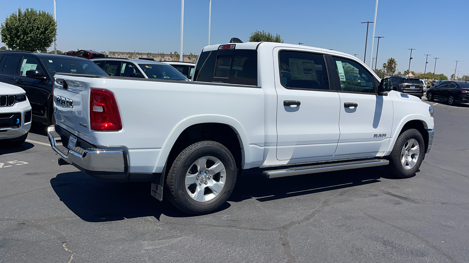 2025 Ram 1500 Big Horn/Lone Star 3