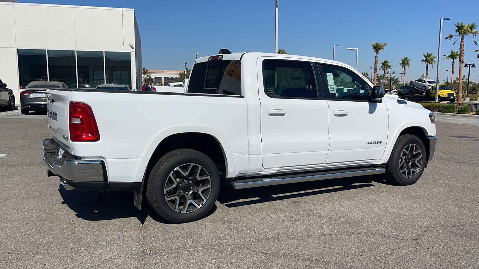 2025 Ram 1500 Laramie 3