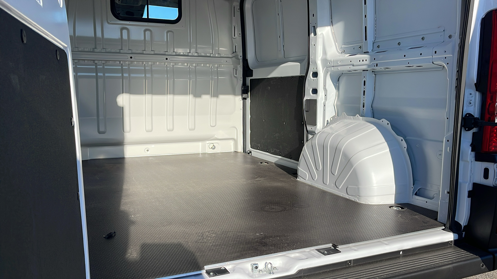 2025 Ram ProMaster 1500 Low Roof 20