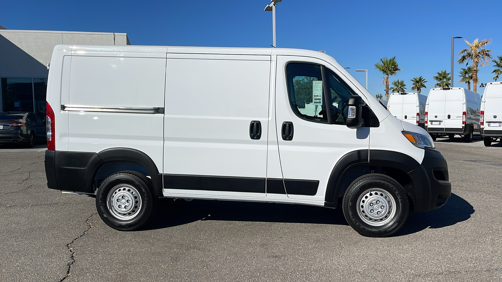 2025 Ram ProMaster 1500 Low Roof 2