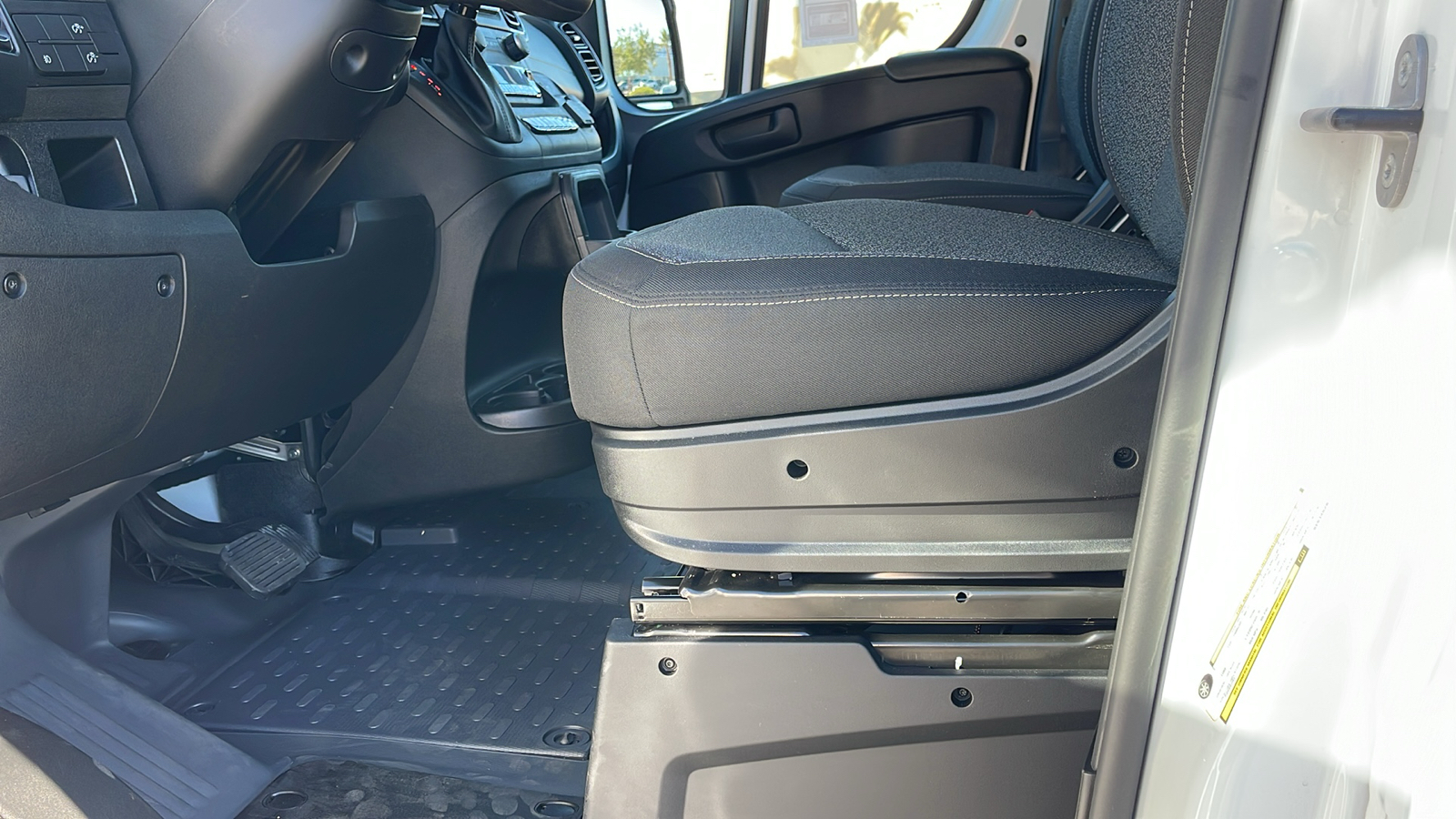 2025 Ram ProMaster 2500 High Roof 11