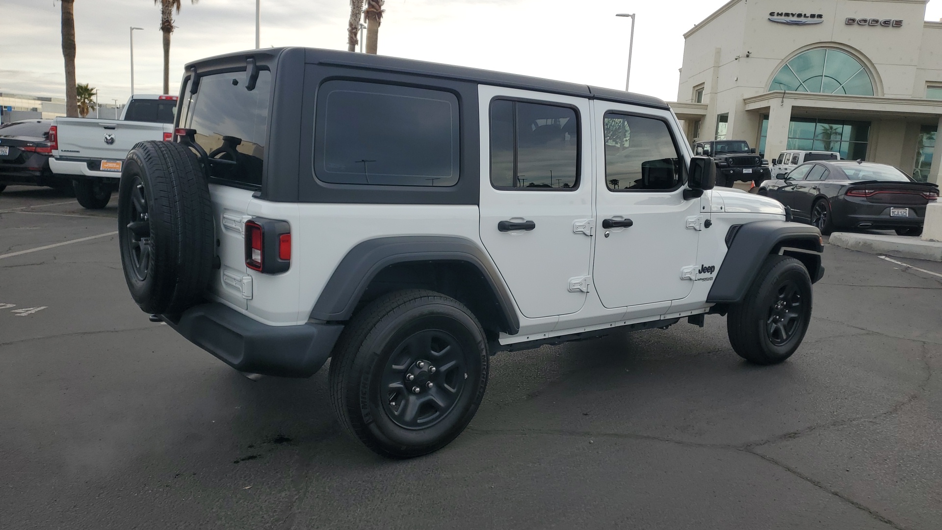 2022 Jeep Wrangler Unlimited Sport 3