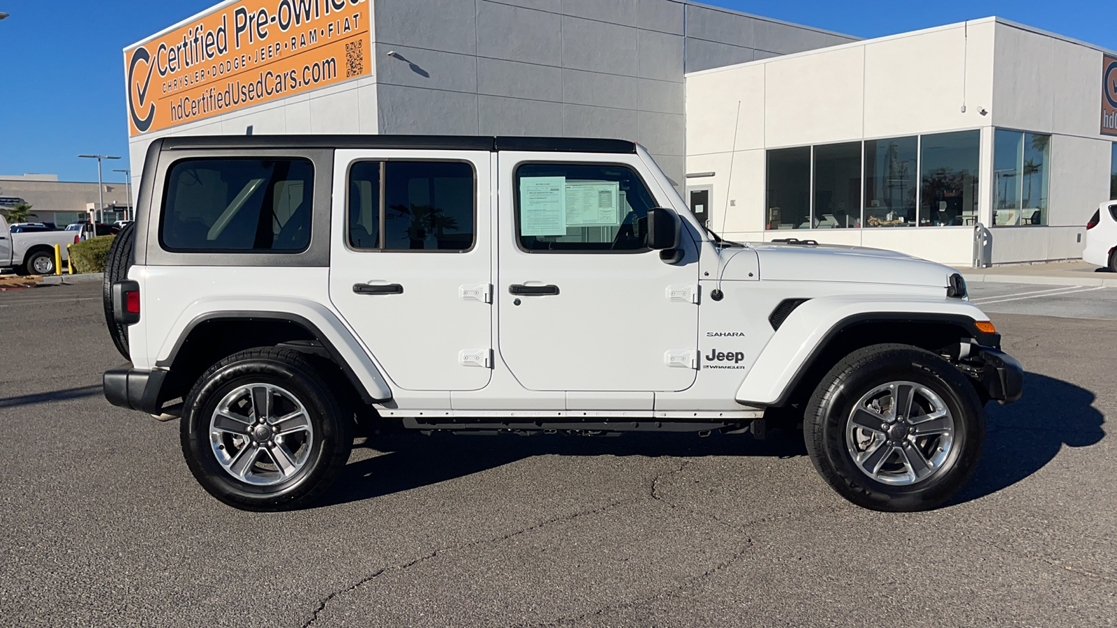 2023 Jeep Wrangler Sahara 2