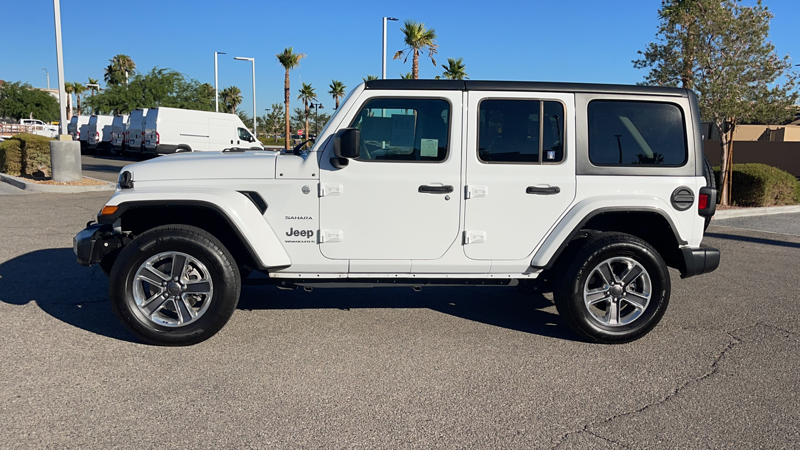 2023 Jeep Wrangler Sahara 6