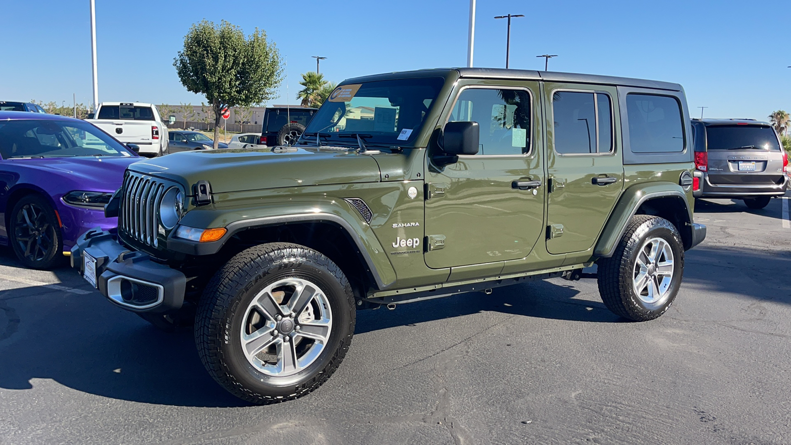 2023 Jeep Wrangler Sahara 7