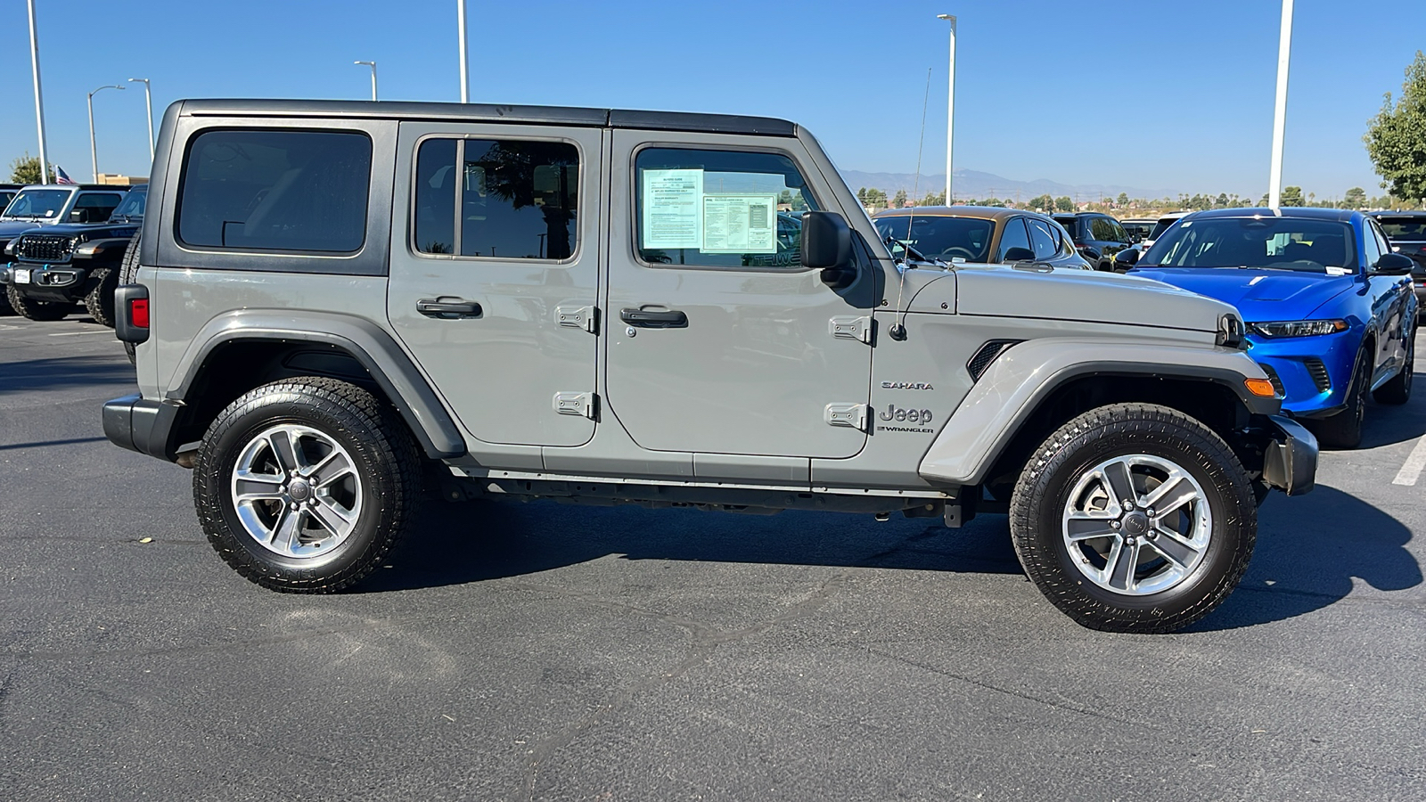 2023 Jeep Wrangler Sahara 2