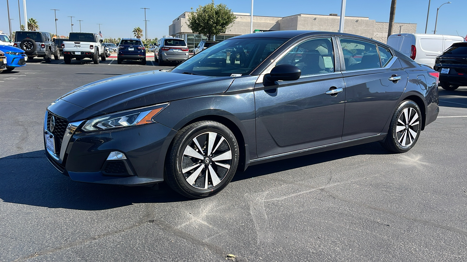 2021 Nissan Altima 2.5 SV 7