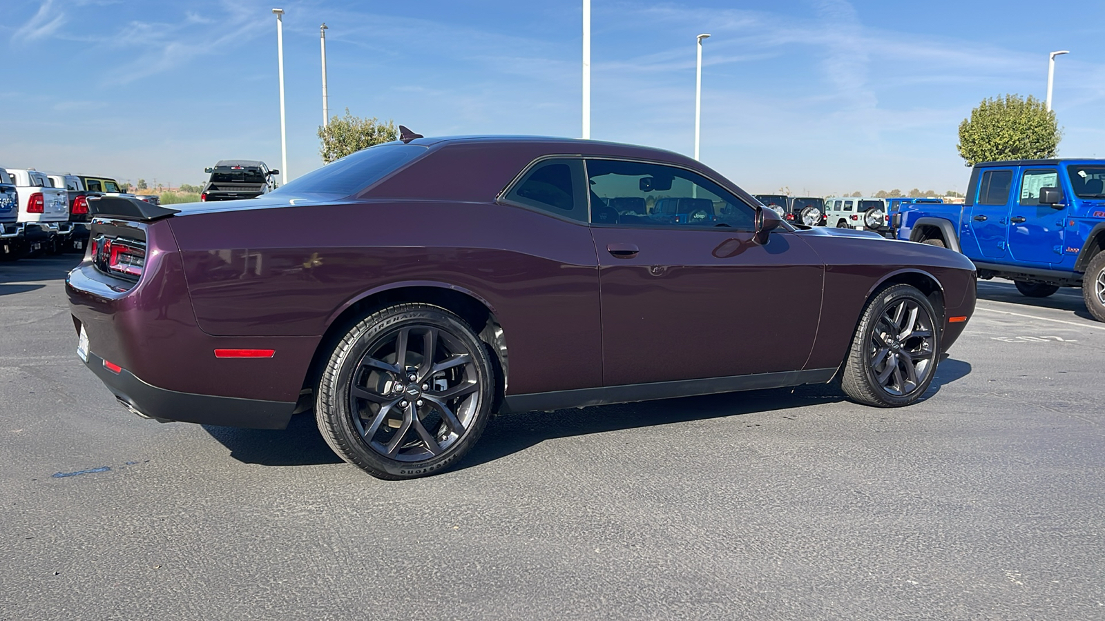 2022 Dodge Challenger SXT 3