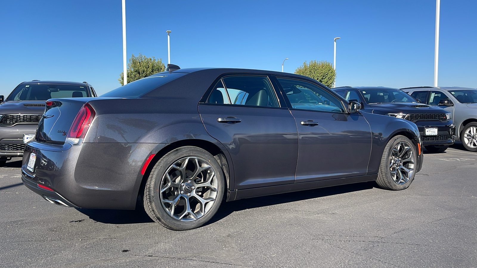 2022 Chrysler 300 S 3