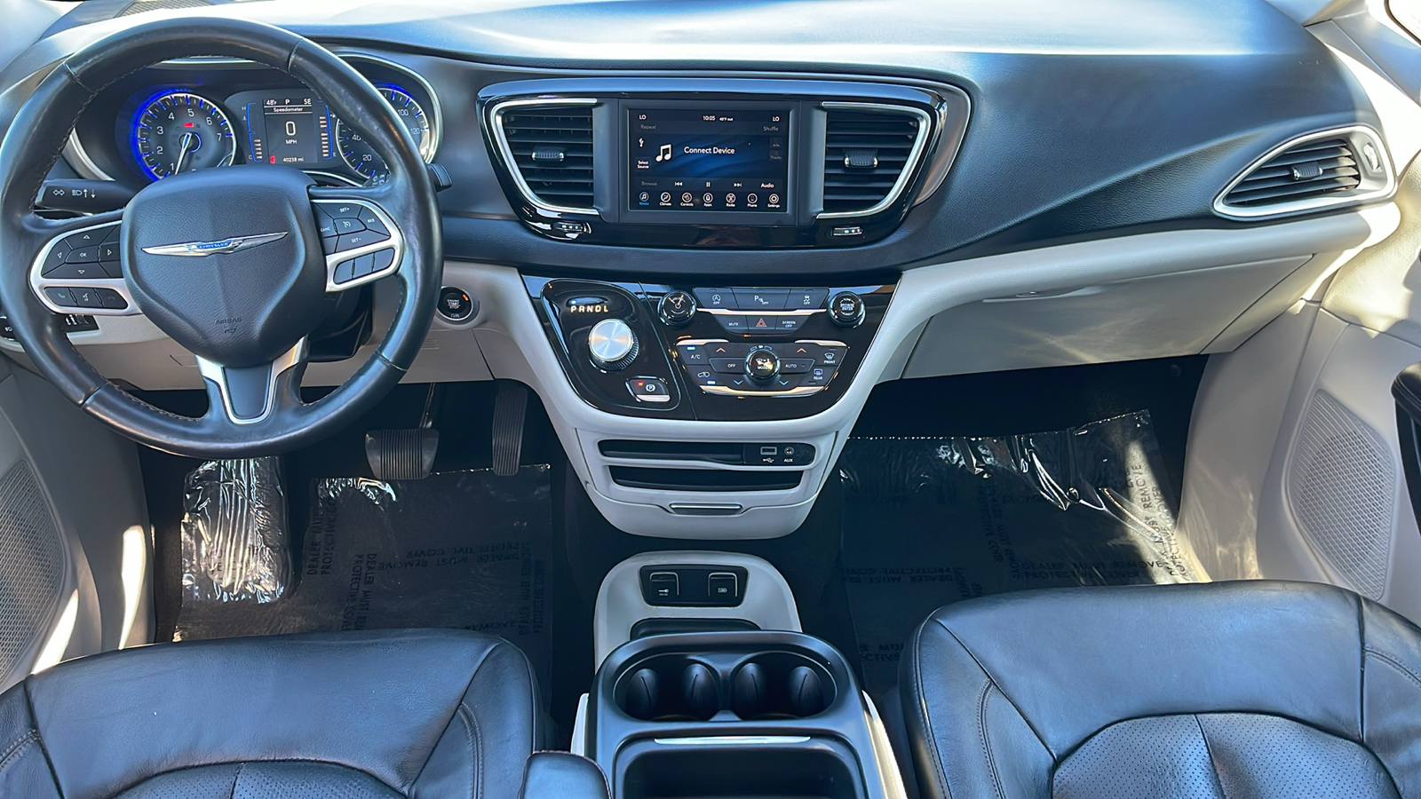 2020 Chrysler Pacifica Touring L 16