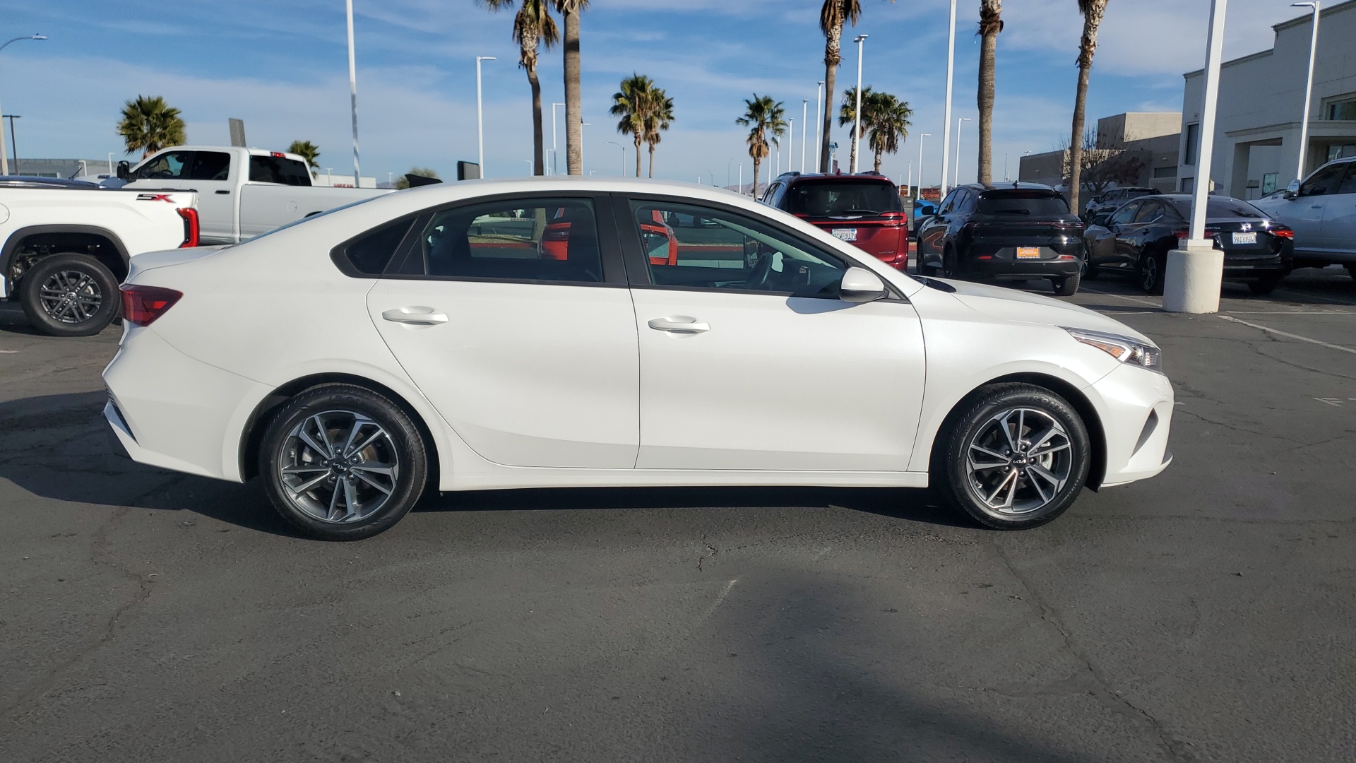 2023 Kia Forte LXS 2