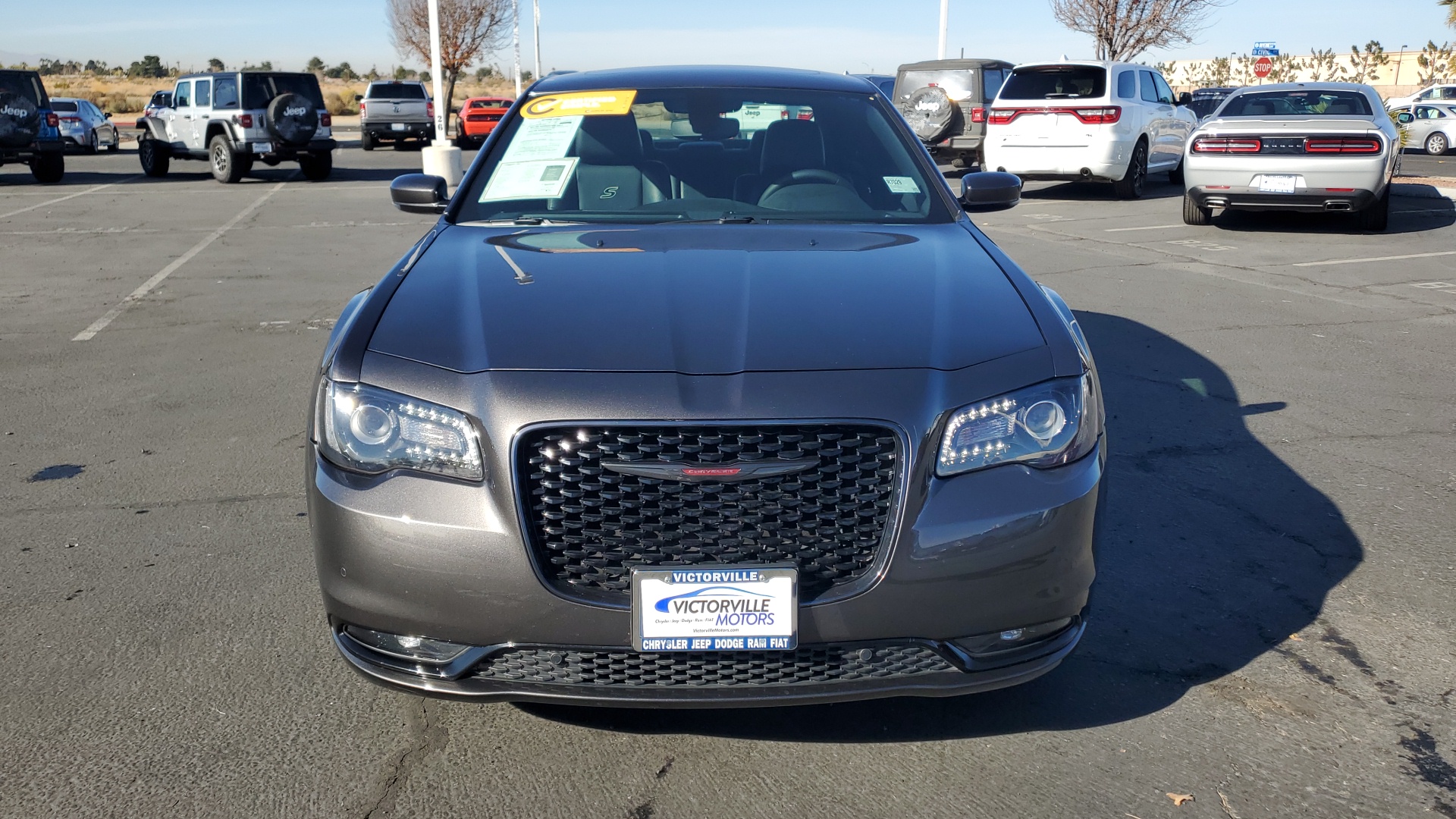 2023 Chrysler 300 S 8