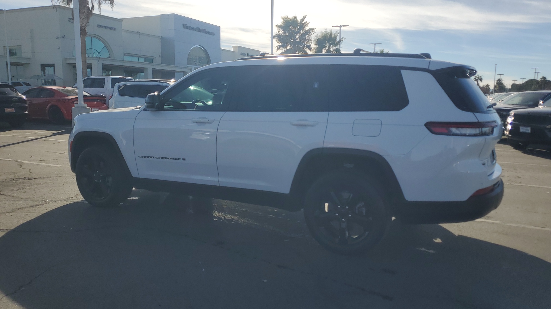 2023 Jeep Grand Cherokee L Laredo 5