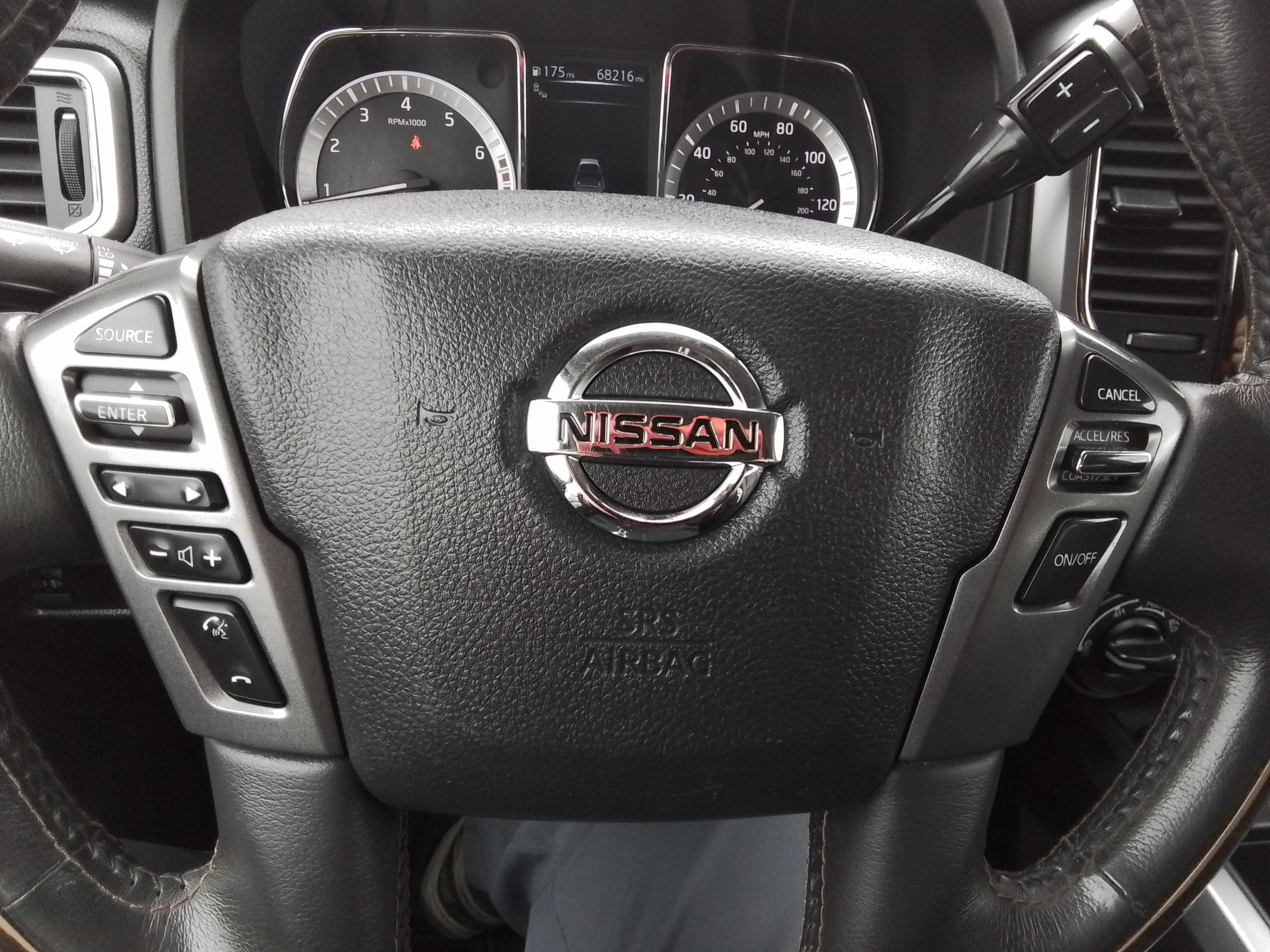 2017 Nissan Titan Platinum Reserve 20