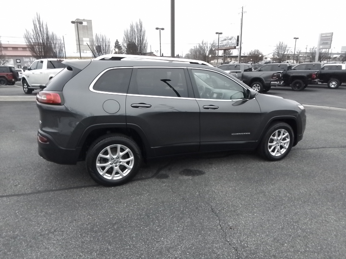 2015 Jeep Cherokee Latitude 8