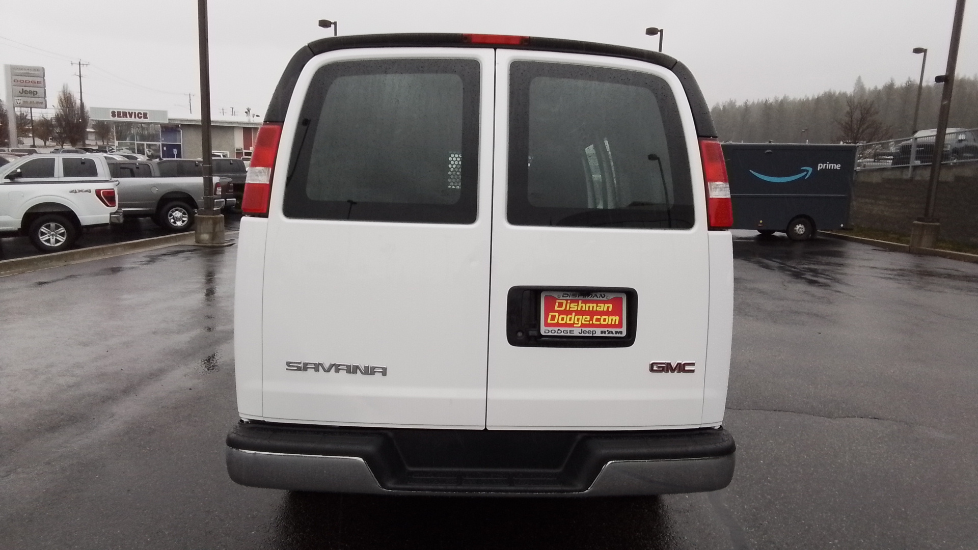 2022 GMC Savana Cargo Van  5