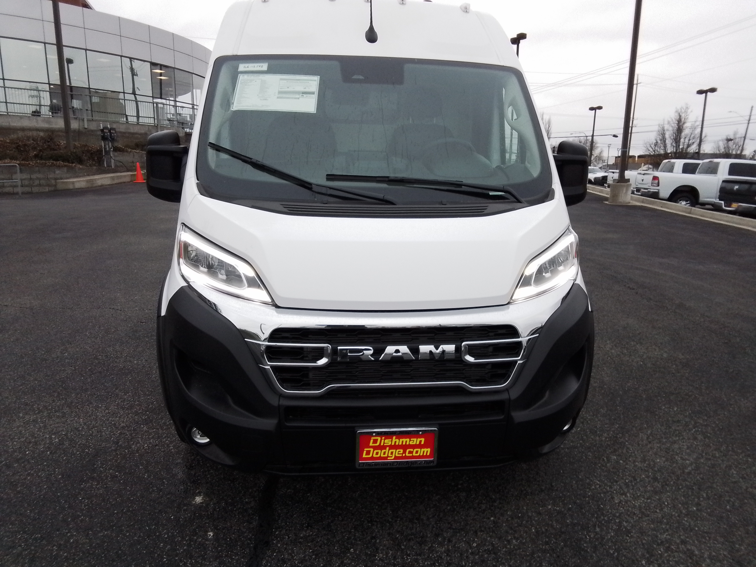 2024 Ram ProMaster Cargo Van SLT 2