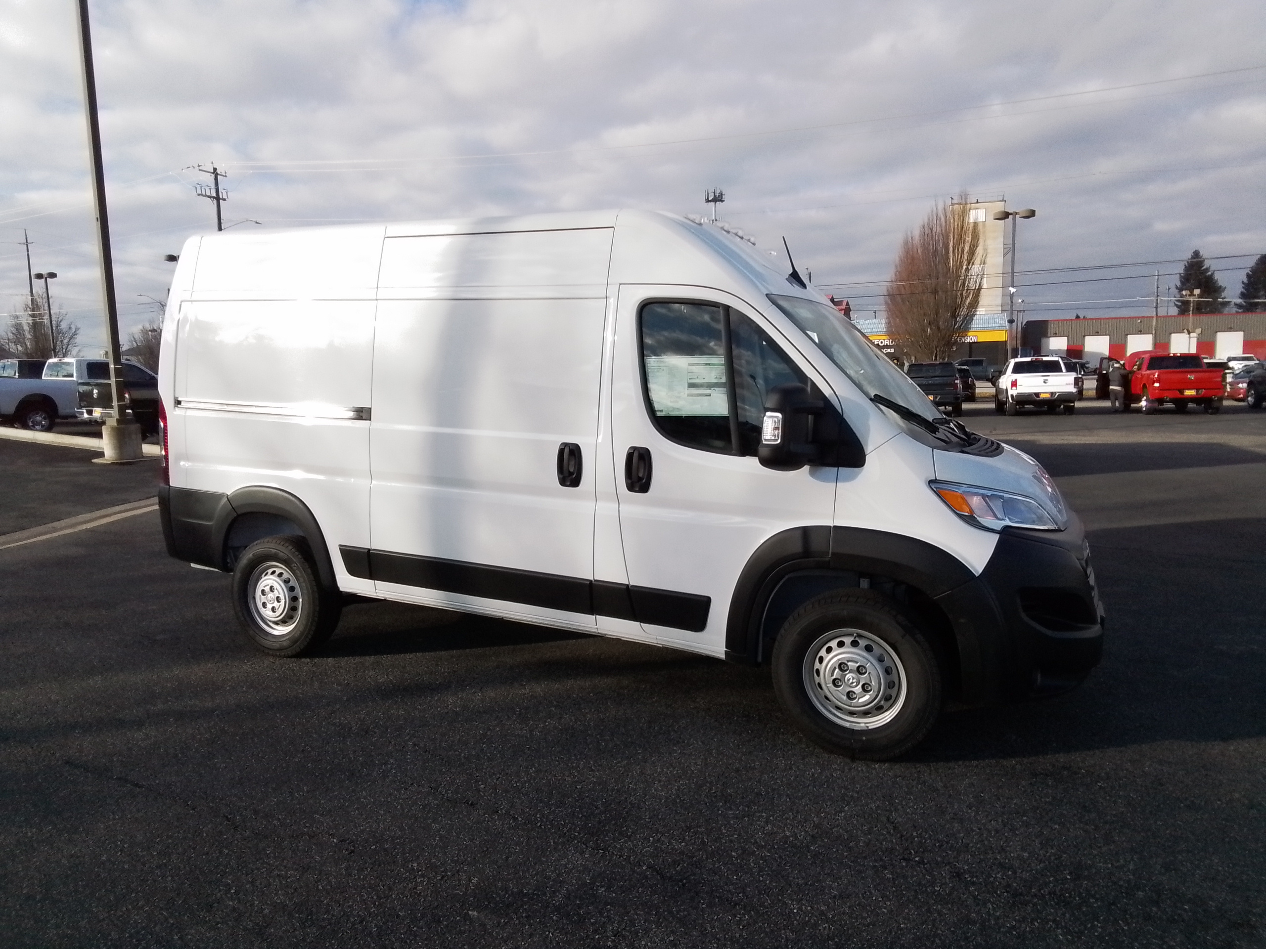 2024 Ram ProMaster Cargo Van Tradesman 1