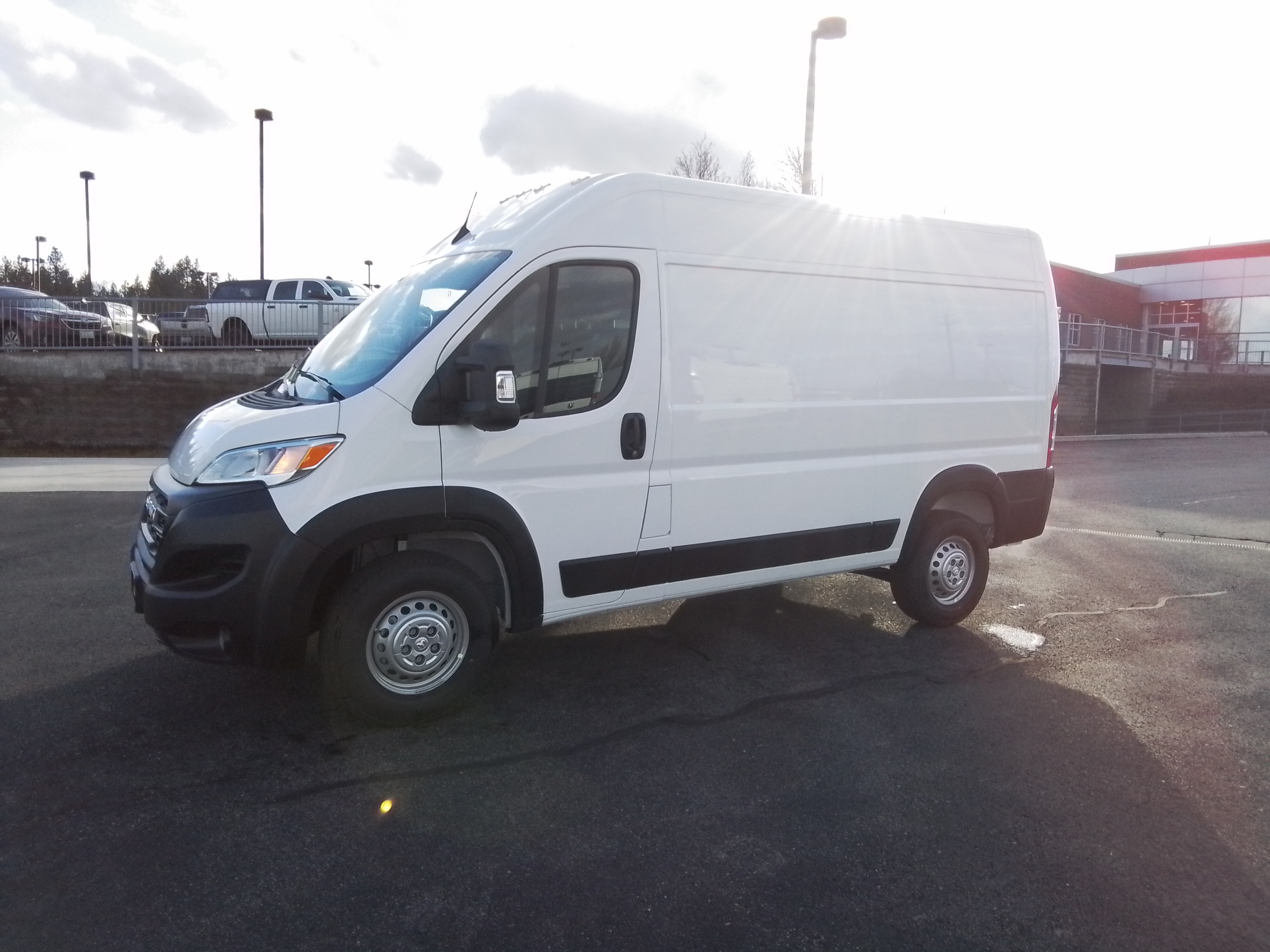 2024 Ram ProMaster Cargo Van Tradesman 3