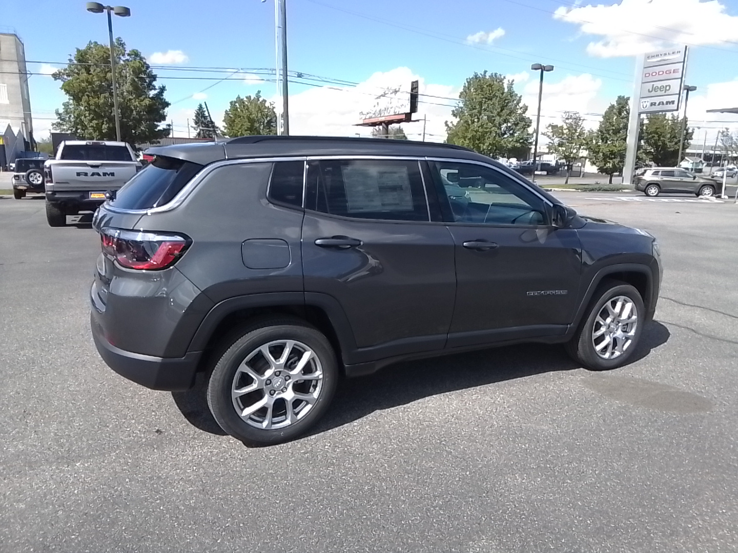 2024 Jeep Compass Latitude Lux 6