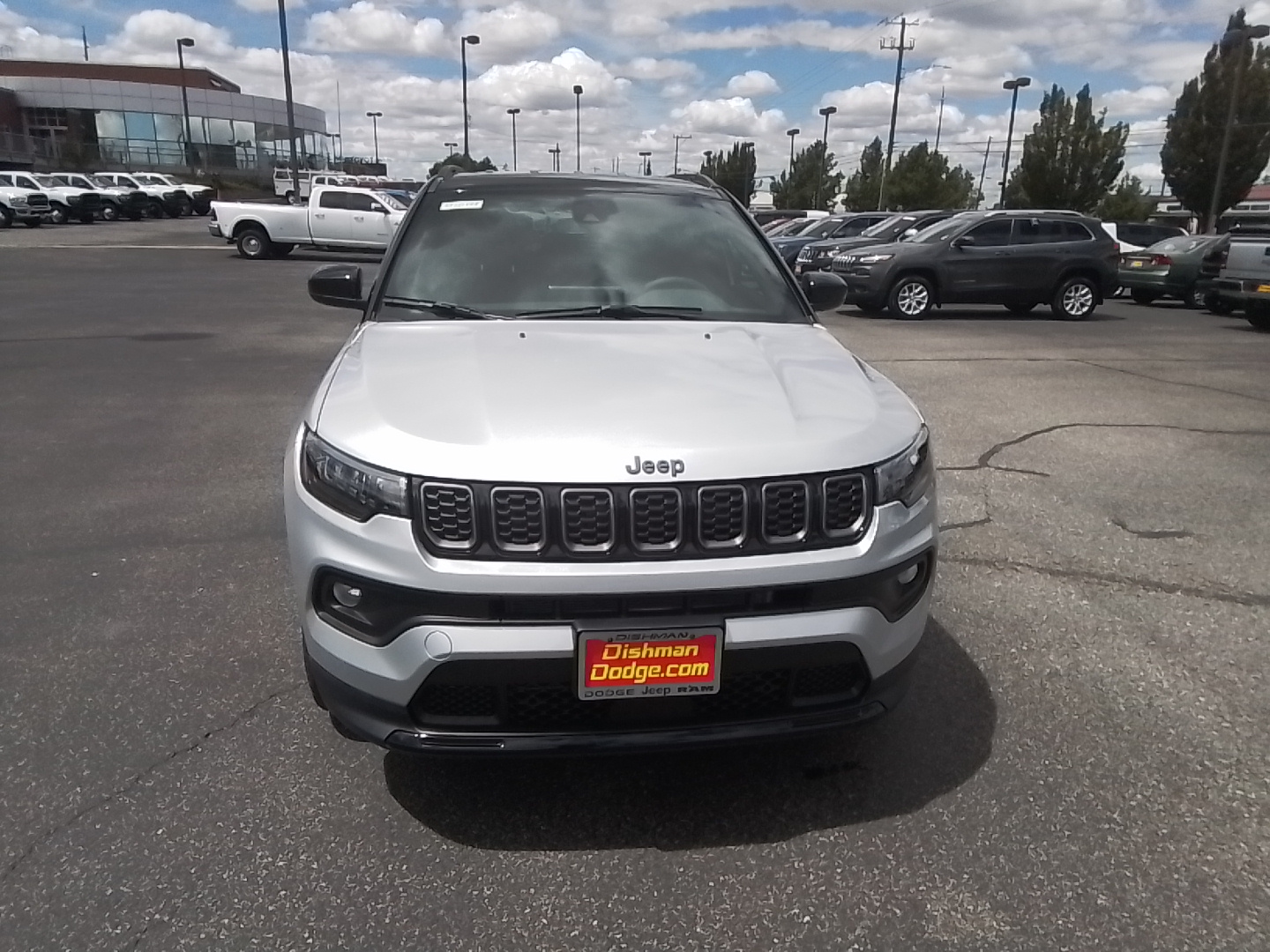 2024 Jeep Compass Latitude 2