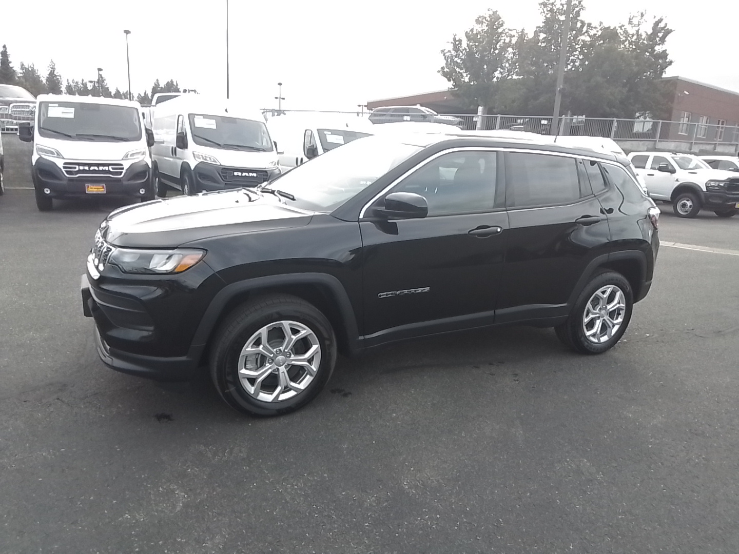 2024 Jeep Compass Sport 3