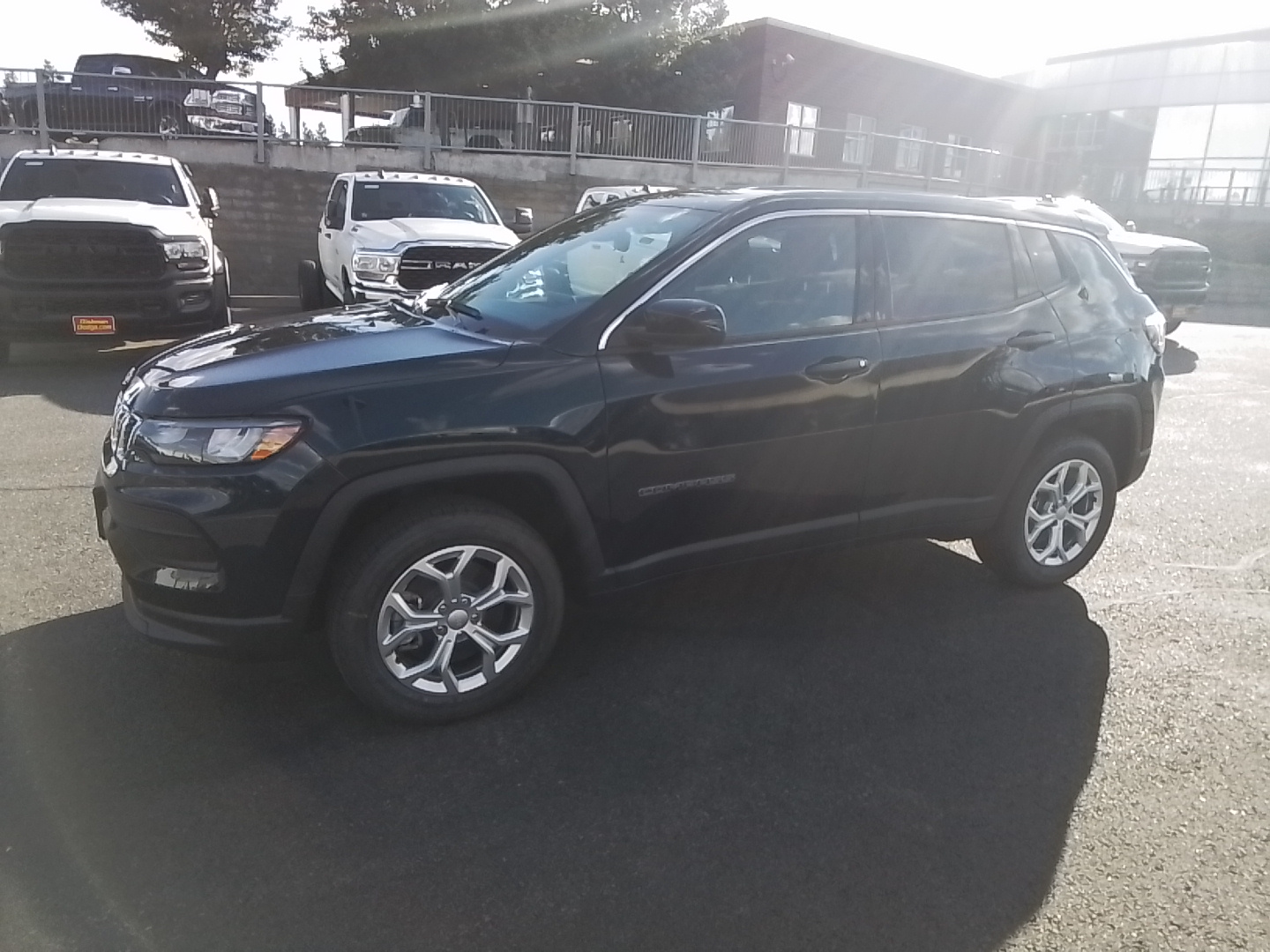 2024 Jeep Compass Sport 3