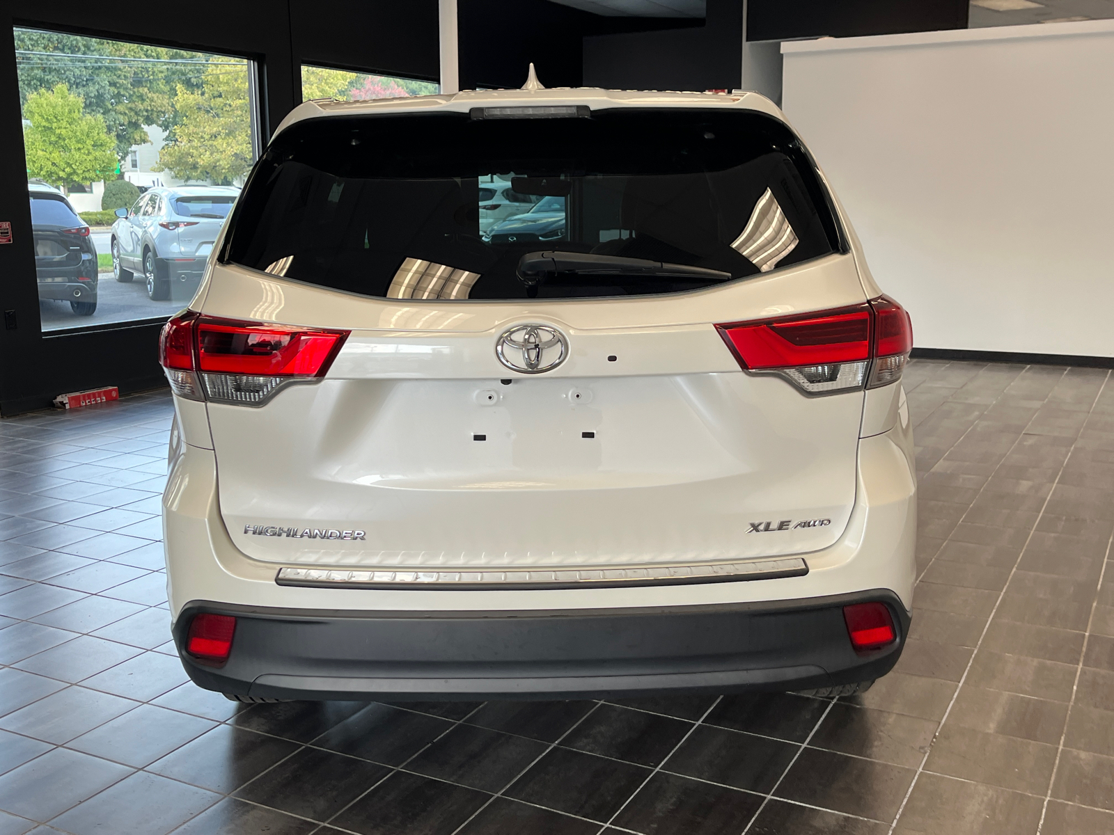 2019 Toyota Highlander XLE 4