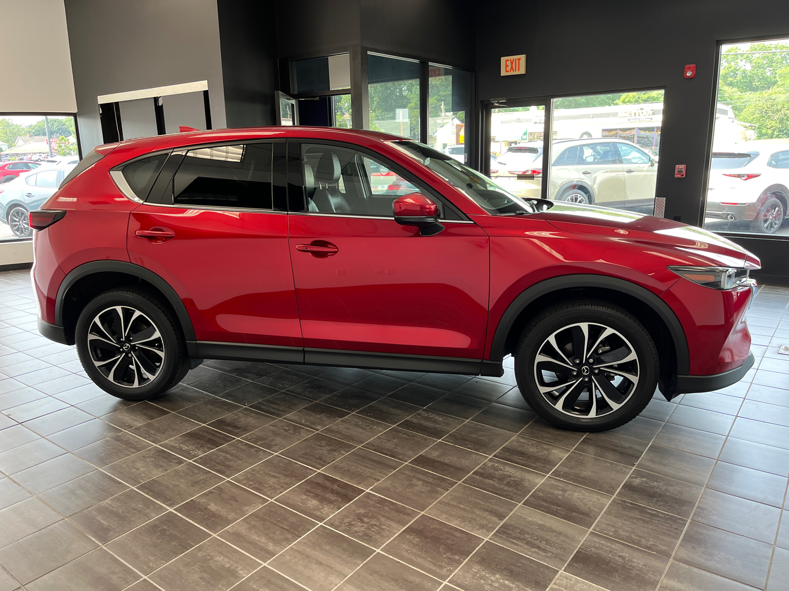 2022 Mazda CX-5 2.5 S Premium Package 2