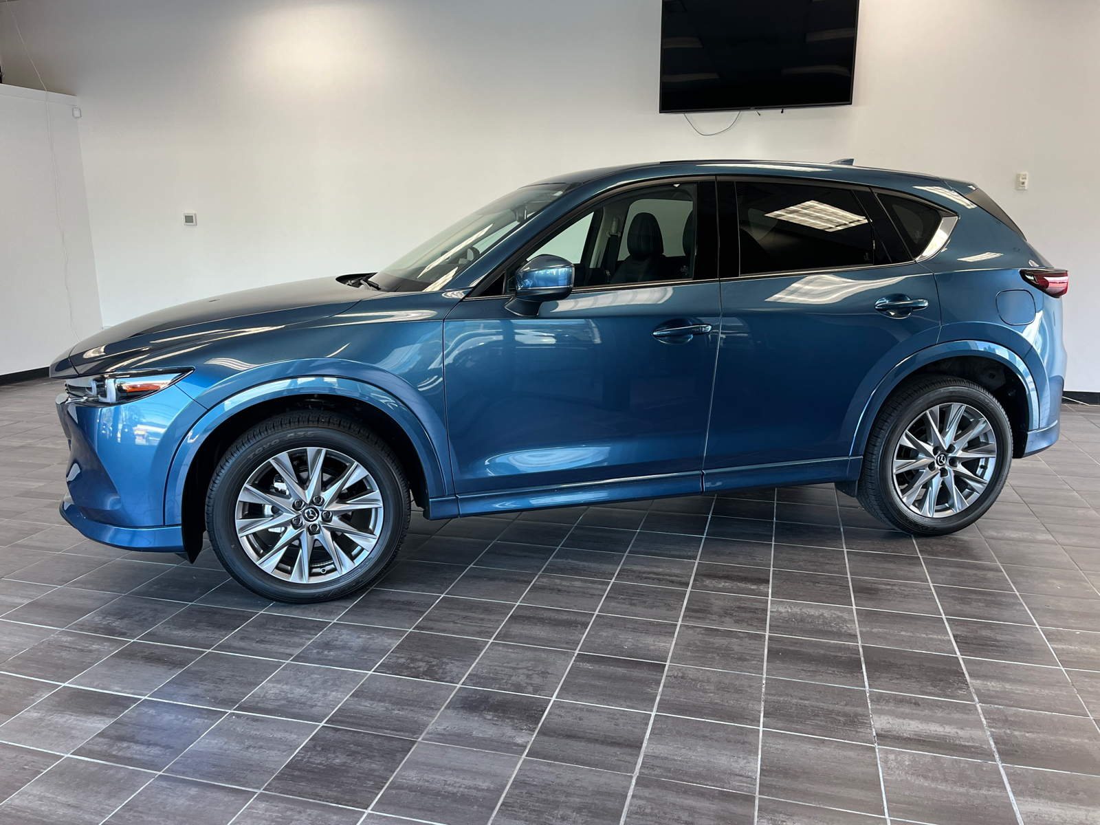 2024 Mazda CX-5 2.5 S Premium Package 4