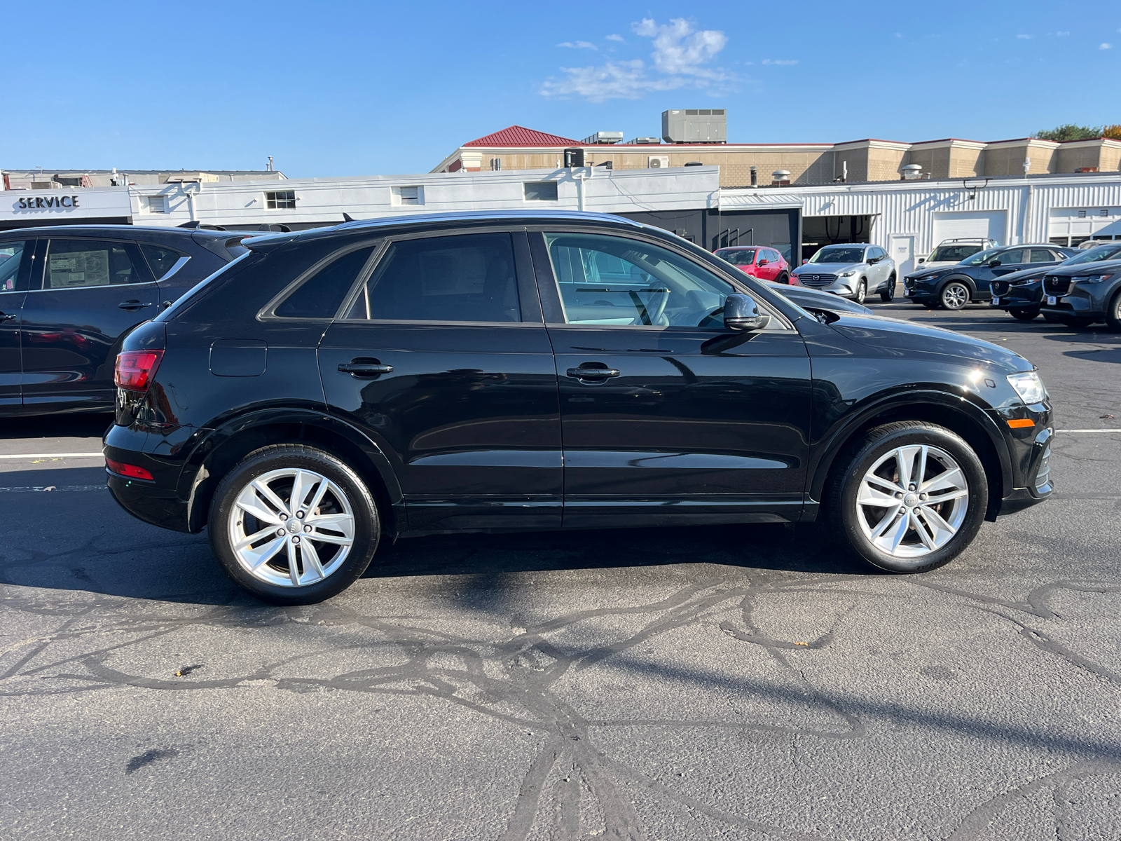 2017 Audi Q3 2.0T Premium 2