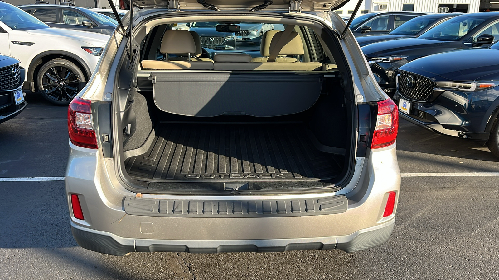 2017 Subaru Outback 2.5i 28