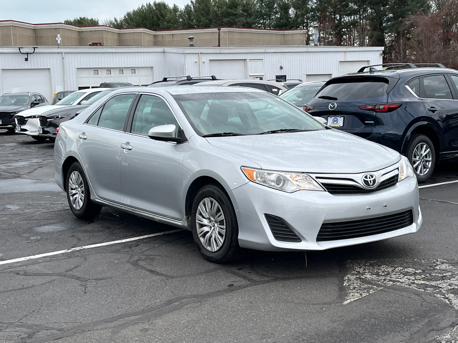 2013 Toyota Camry LE 1