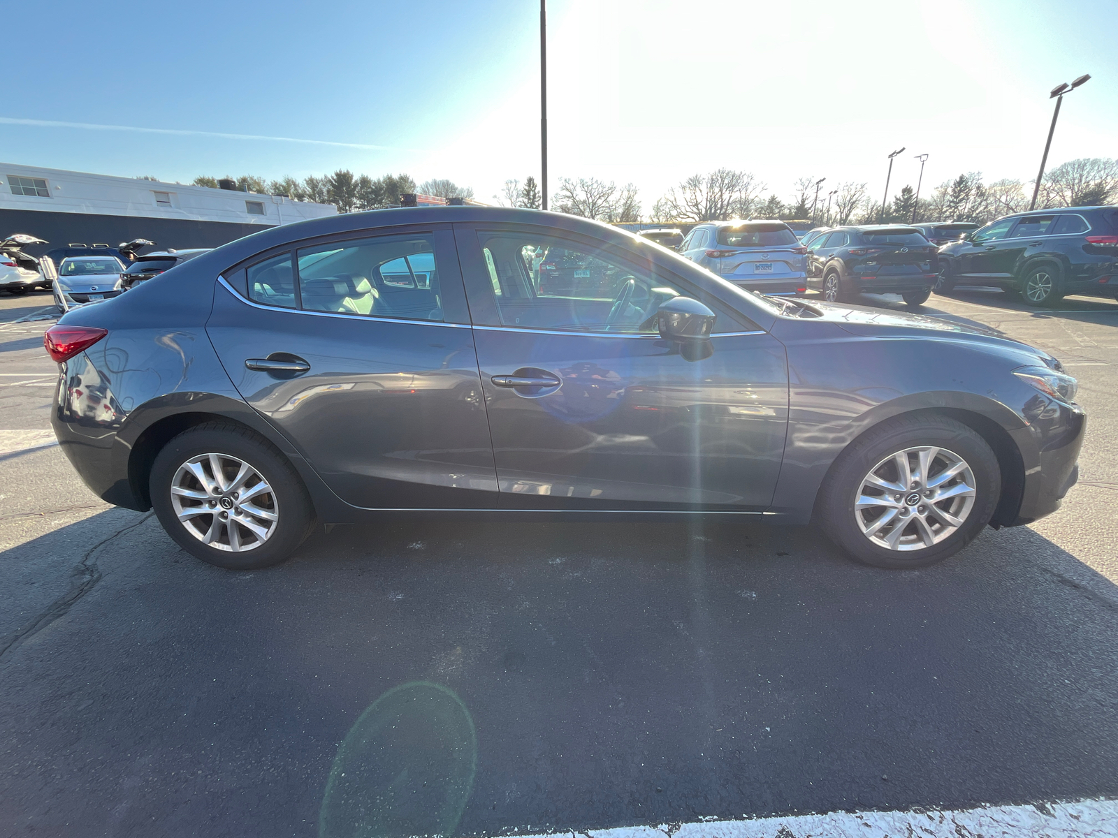 2015 Mazda Mazda3 i Grand Touring 2