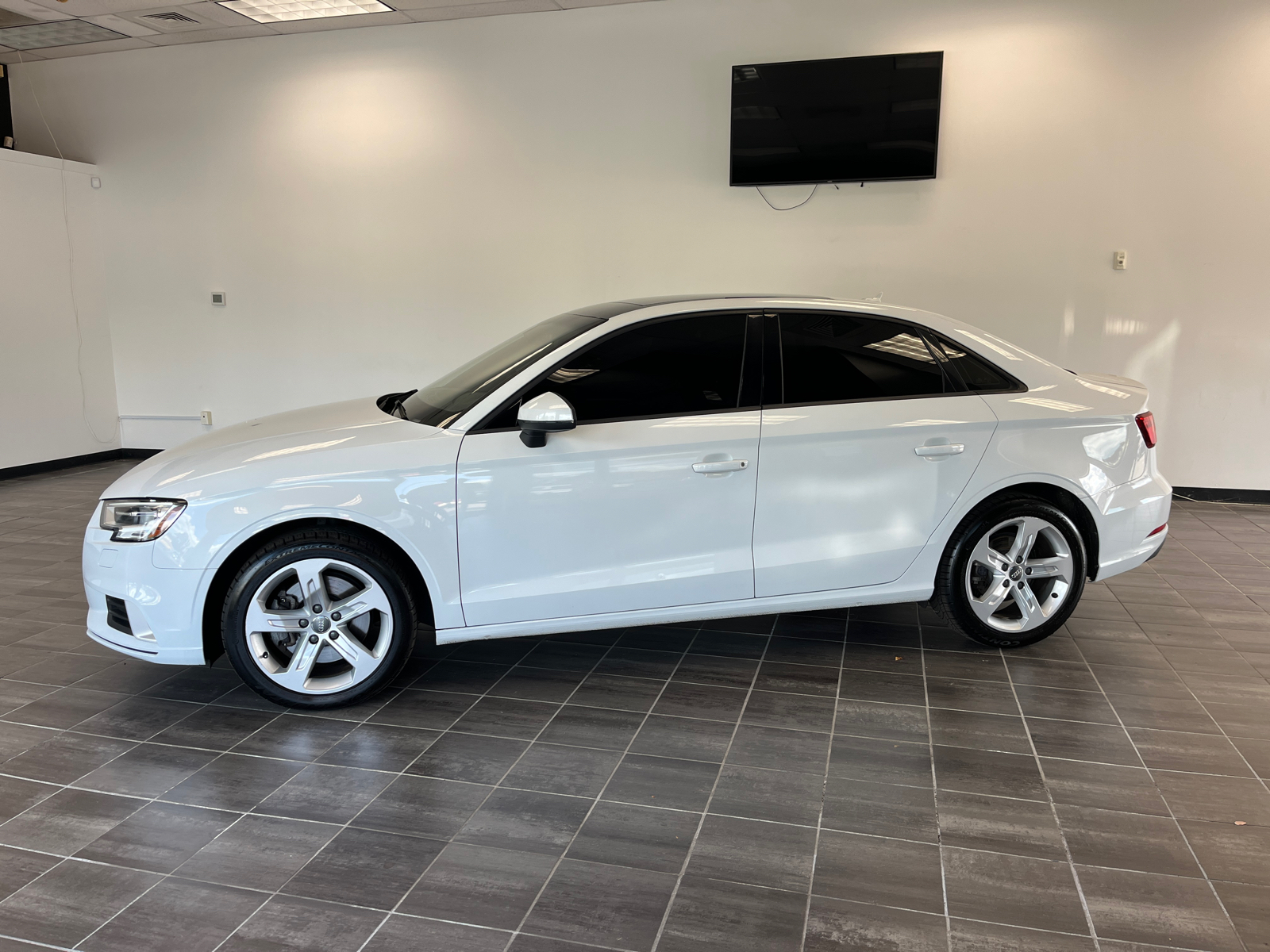 2018 Audi A3  6