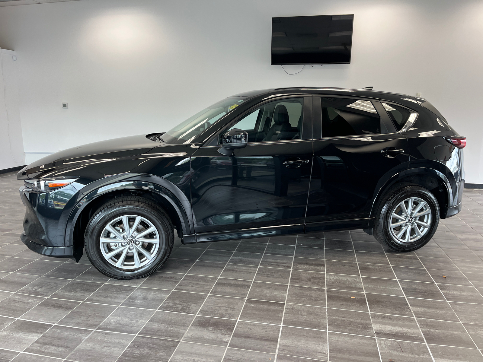 2024 Mazda CX-5 2.5 S Preferred Package 6