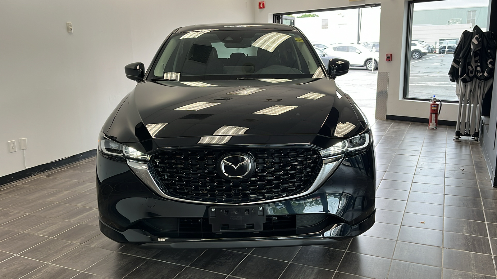 2024 Mazda CX-5 2.5 S Preferred Package 8