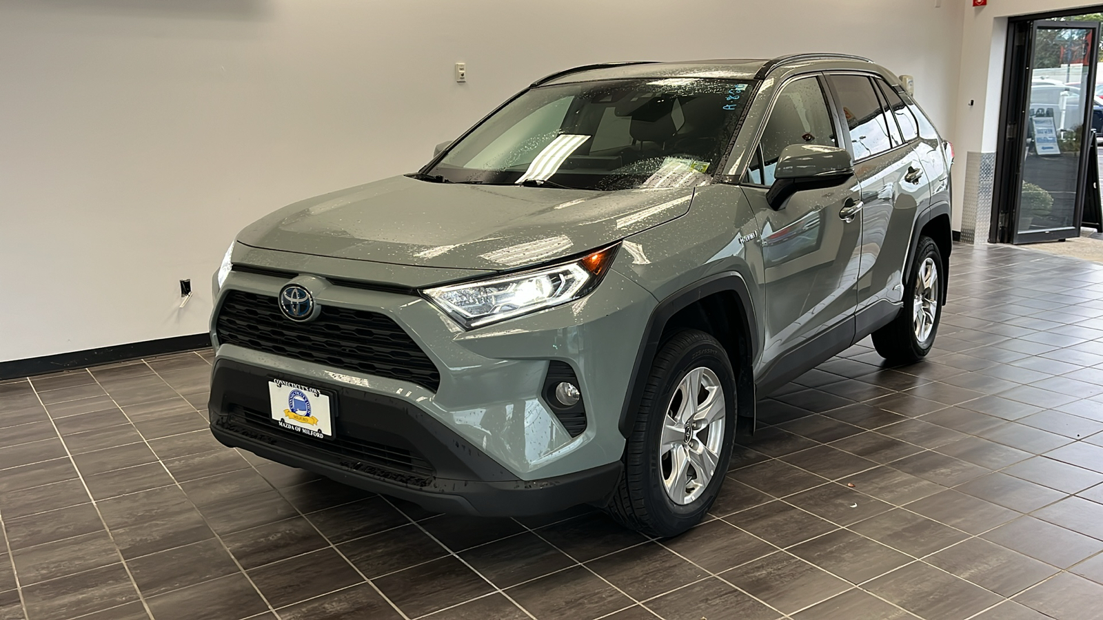 2021 Toyota RAV4 Hybrid XLE 7