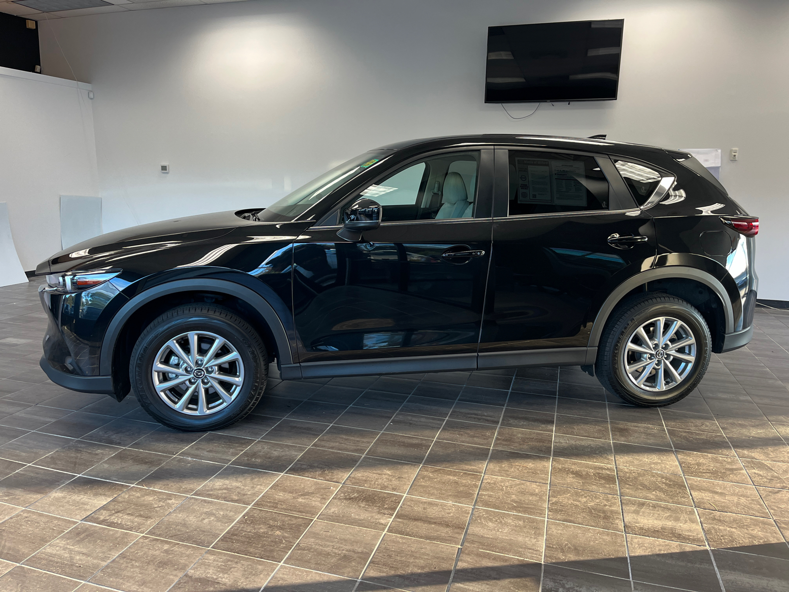 2023 Mazda CX-5 2.5 S Preferred Package 7