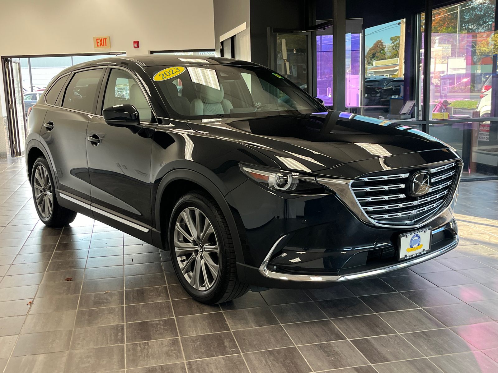 2023 Mazda CX-9 Signature 1