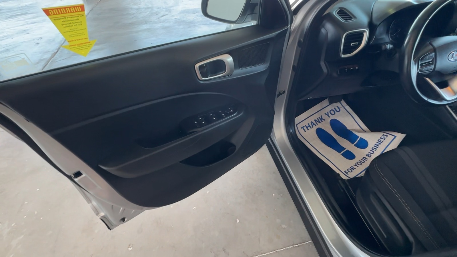 2021 Hyundai Venue SEL (IVT) Front-wheel Drive 11