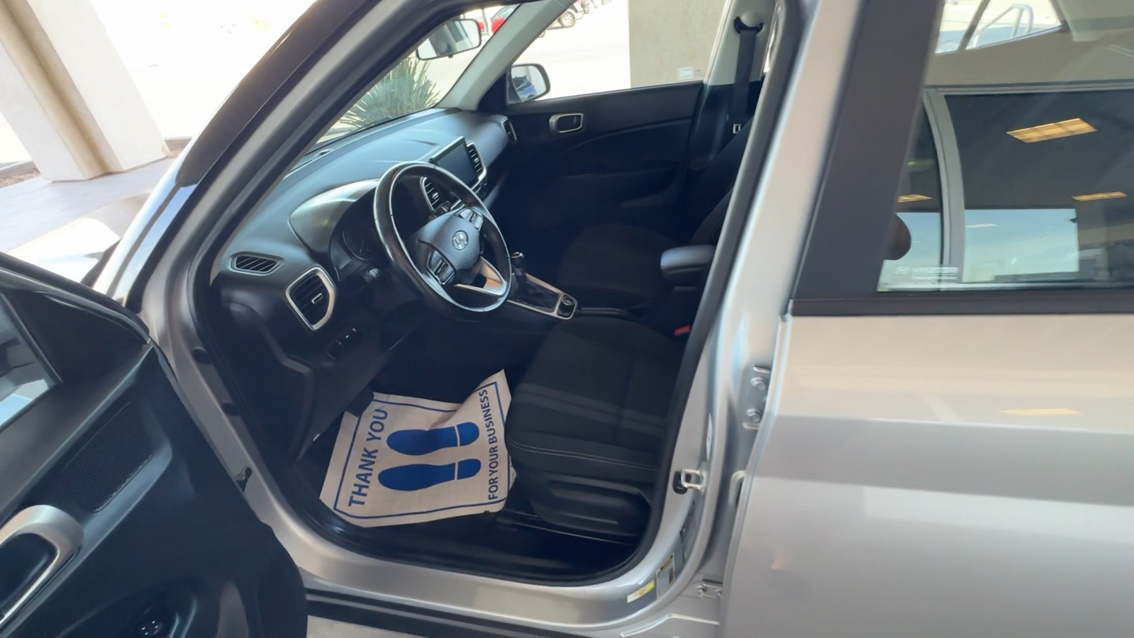 2021 Hyundai Venue SEL (IVT) Front-wheel Drive 20