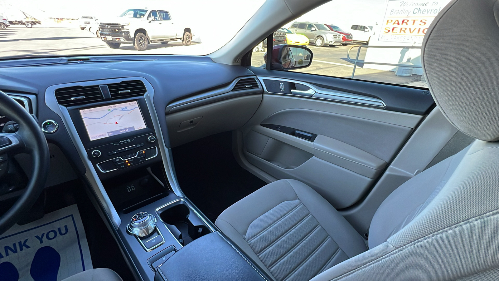 2020 Ford Fusion SE Front-wheel Drive Sedan 10